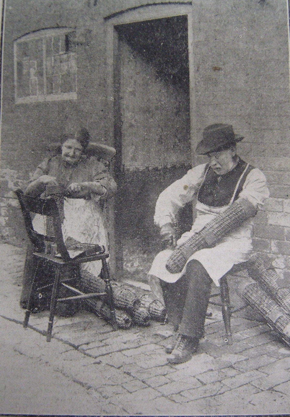 Quorn villagers making munitions - 1915