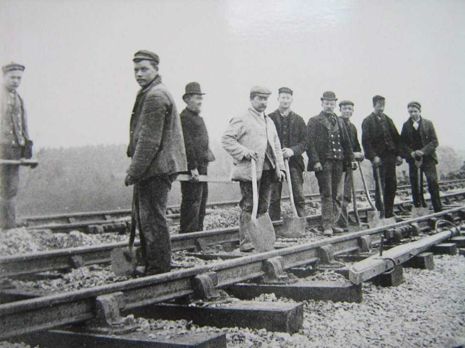 Building the railway through Quorn c1895