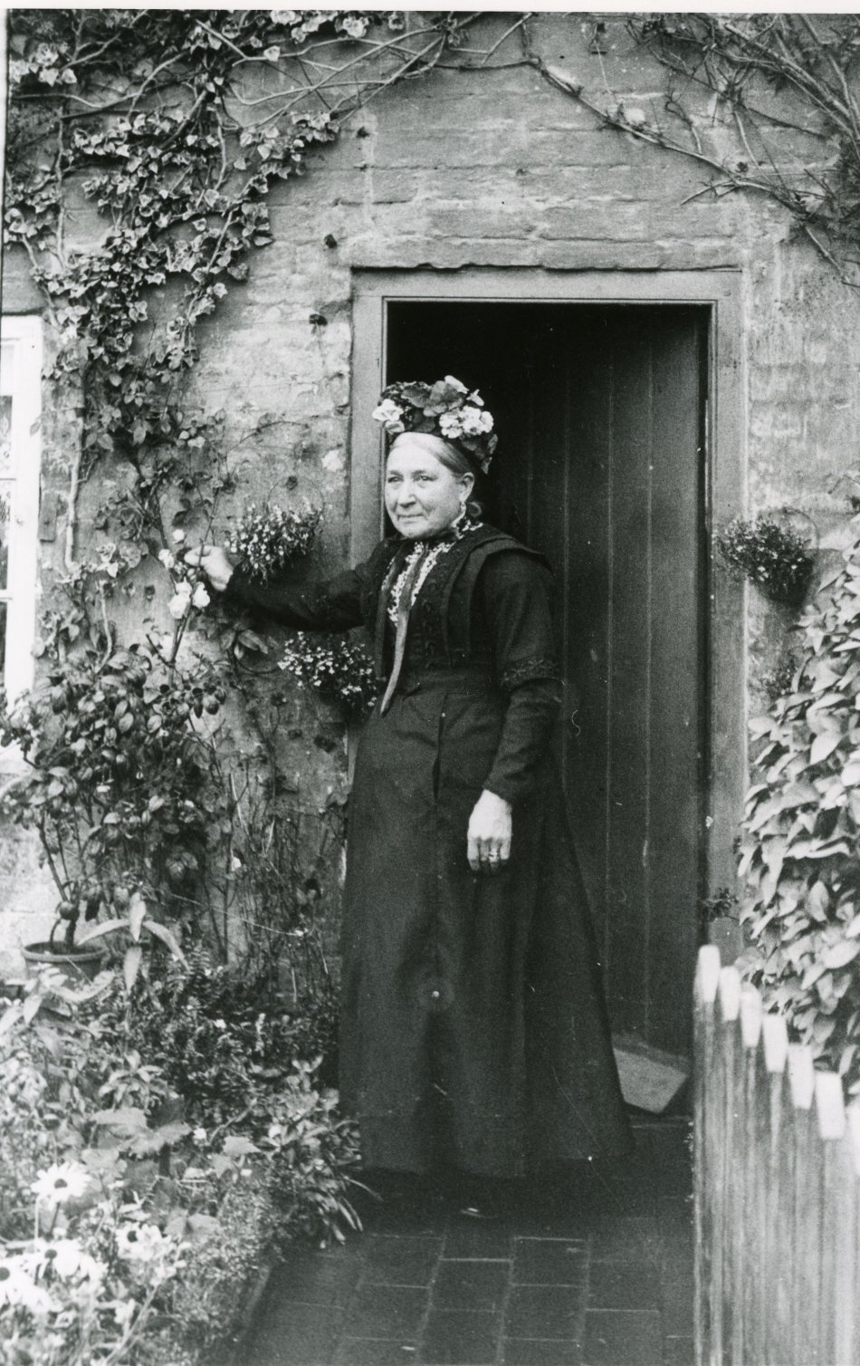 Banks cottages, Quorn c1900
