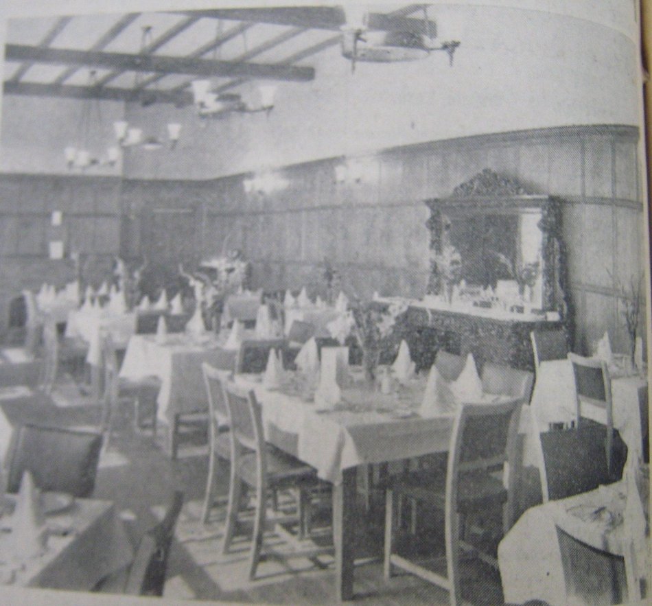 Dining room at the Bull's Head Hotel, Quorn - 1939