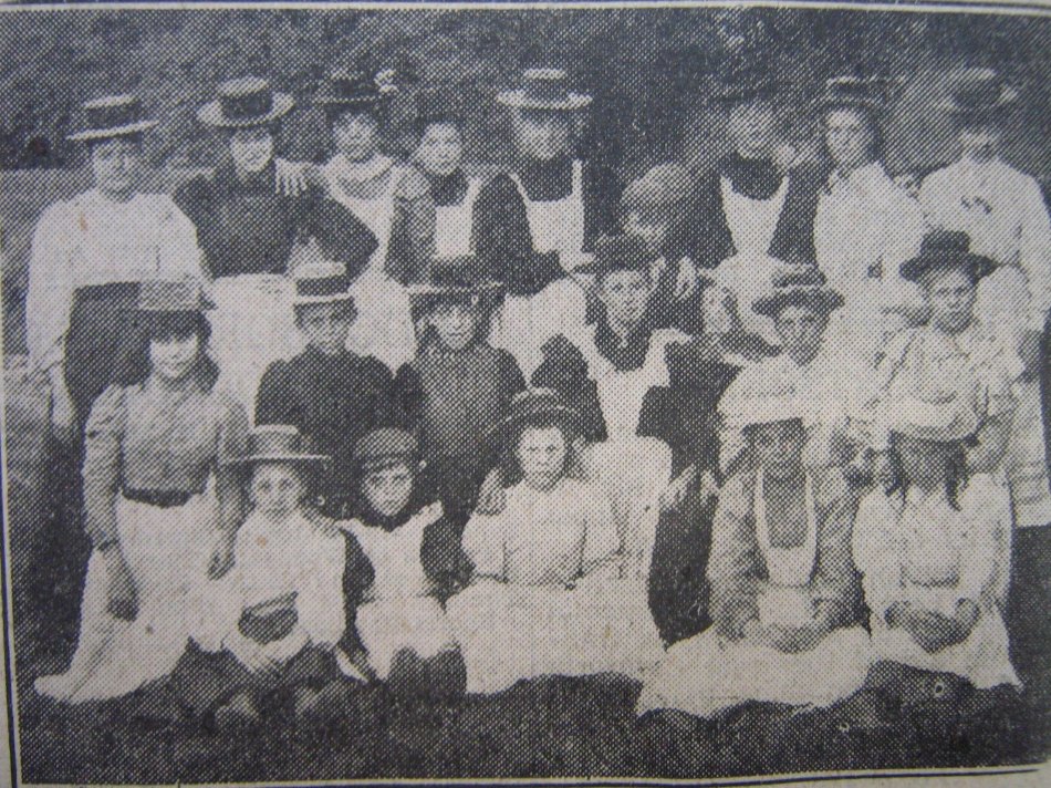 Employees at Messrs M Wright and Sons c1902